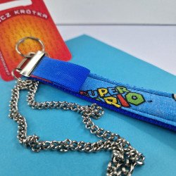Smycz do kluczy z motywem Mario – Wykonana z materiału z wtórnego użytku, z dodatkowym łańcuszkiem | Sklep Online